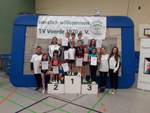 Mehr über den Artikel erfahren Medaillenregen für die Trampoliner